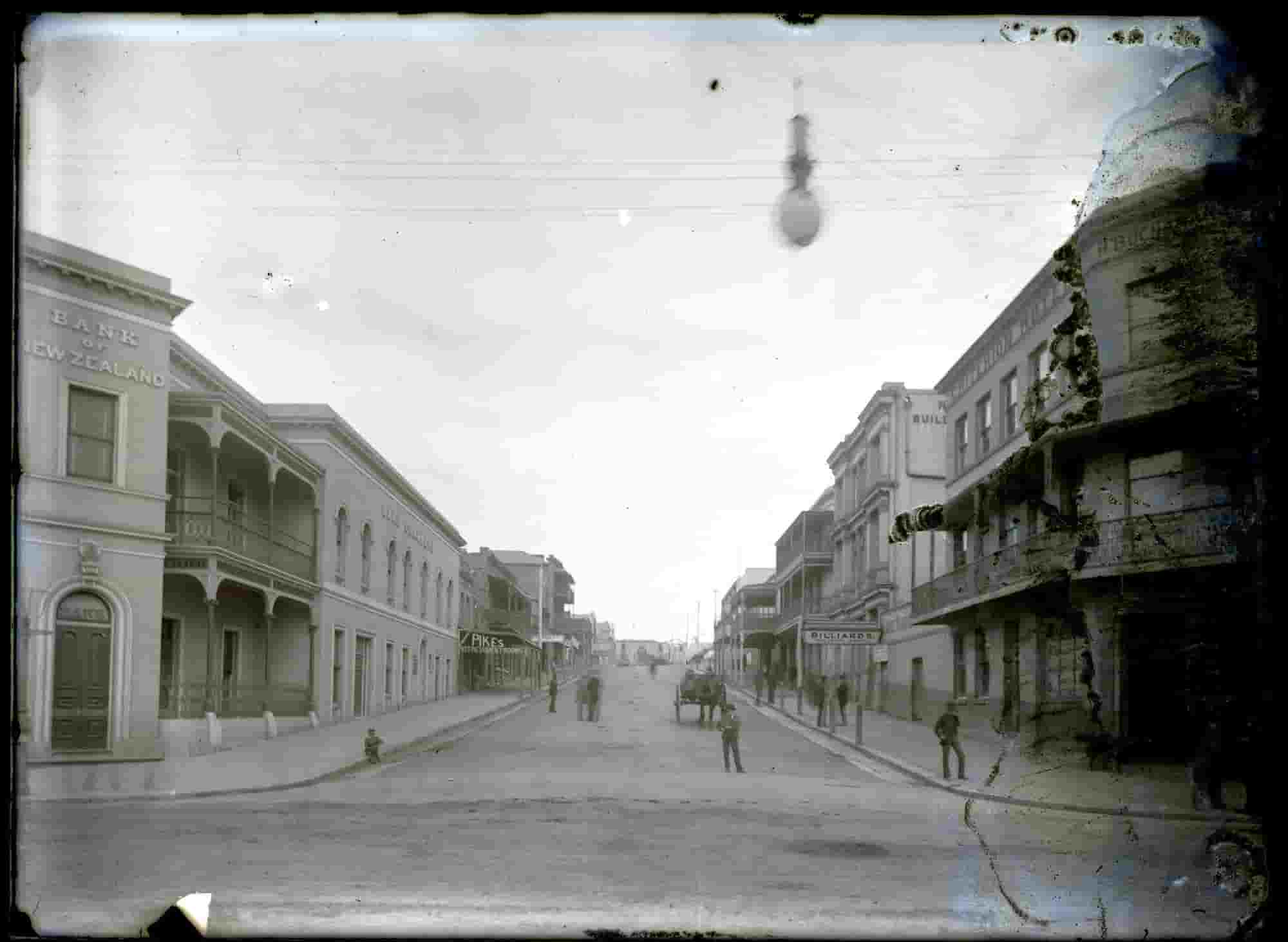 Site of the Bank of New Zealand cnr Hunter and Bolton Streets, formerly the site of the Woolpack Inn and Prince of Wales Inn